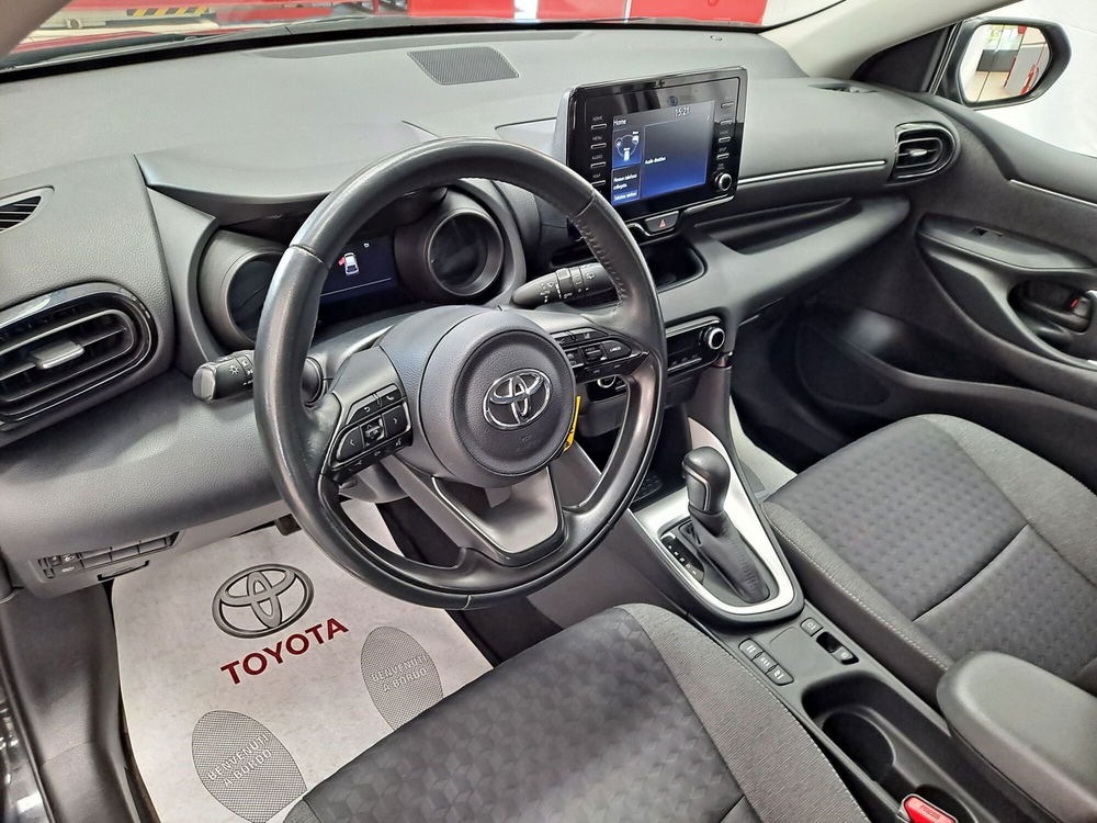 Toyota Yaris usata a Roma (16)