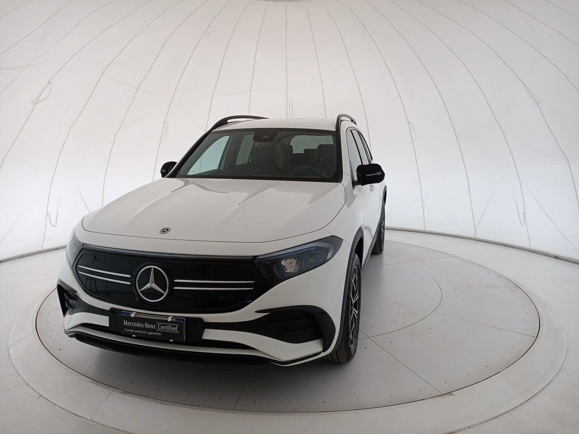 Mercedes-Benz EQB 300 4Matic Premium del 2023 usata a Bari