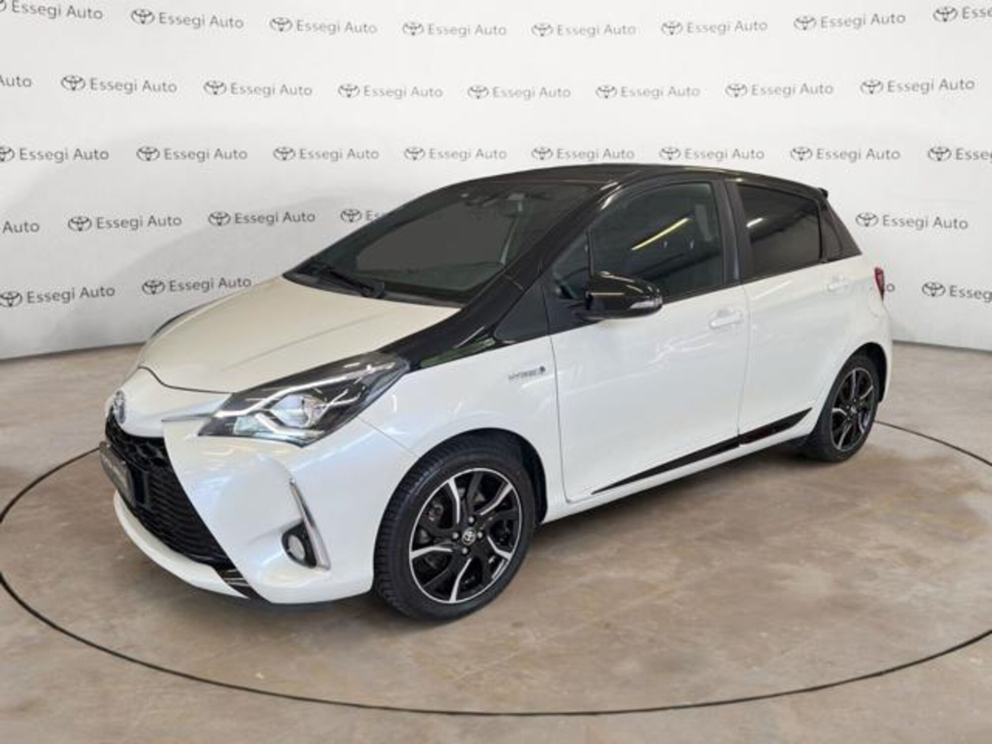 Toyota Yaris 1.5 Hybrid 5 porte Trend del 2018 usata a Albano Vercellese