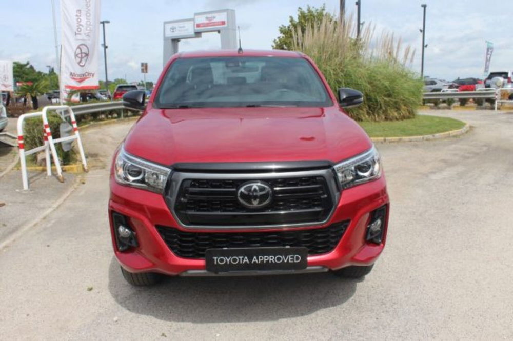 Toyota Hilux usata a Roma (5)