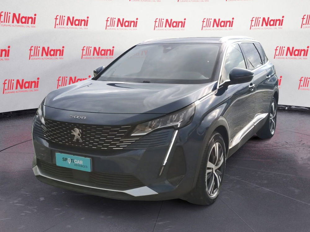 Peugeot 5008 usata a Massa-Carrara