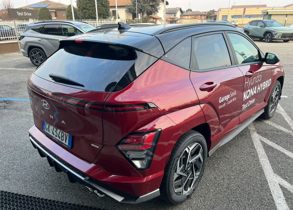 Hyundai Kona nuova a Vercelli (4)