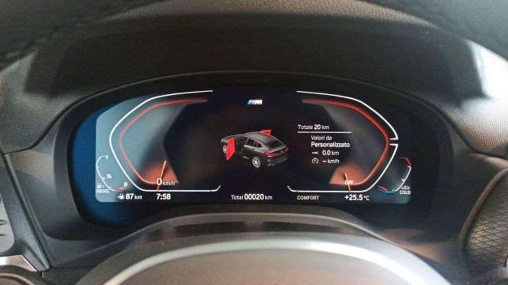 BMW X4 nuova a Verona (12)