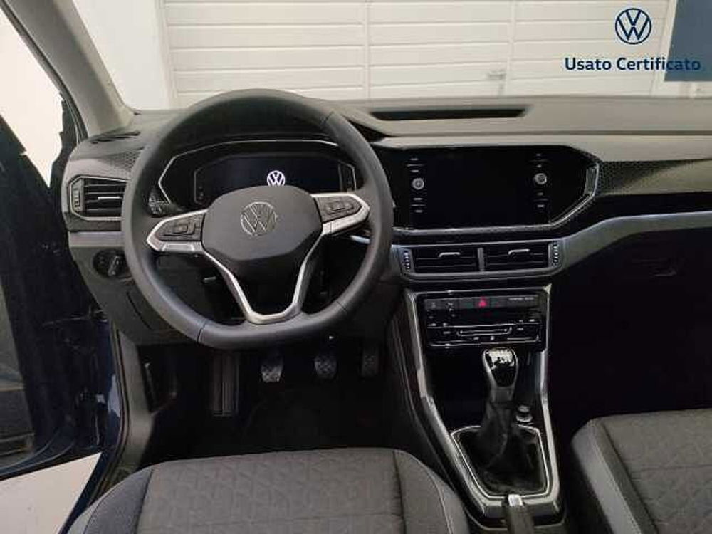 Volkswagen T-Cross nuova a Varese (15)