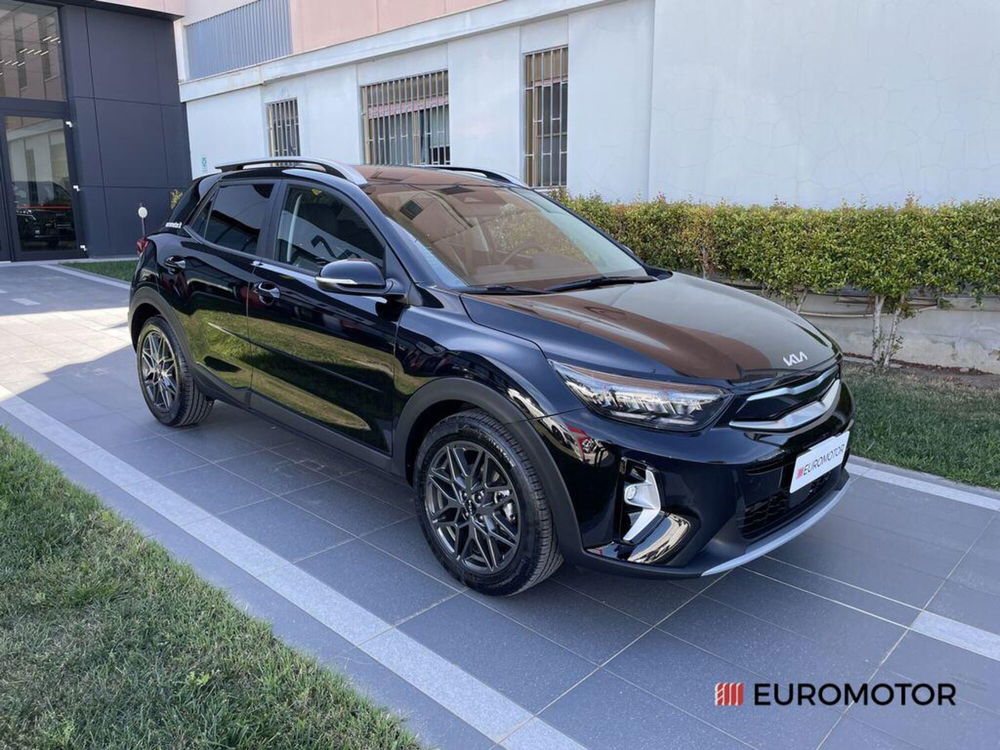 Kia Stonic nuova a Bari (3)