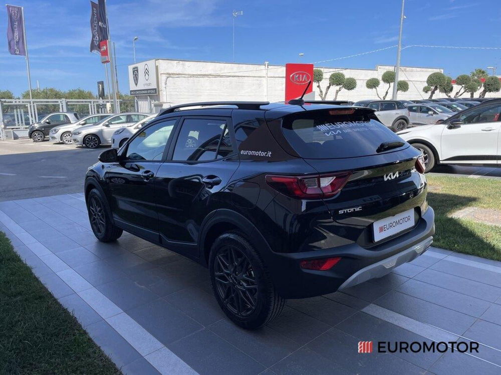 Kia Stonic nuova a Bari (7)