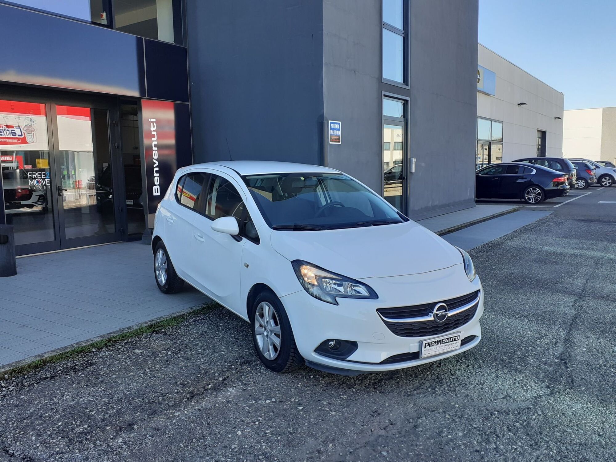 Opel Corsa 1.3 CDTI ecoFLEStart&amp;Stop 5 porte n-Joy del 2016 usata a Piacenza