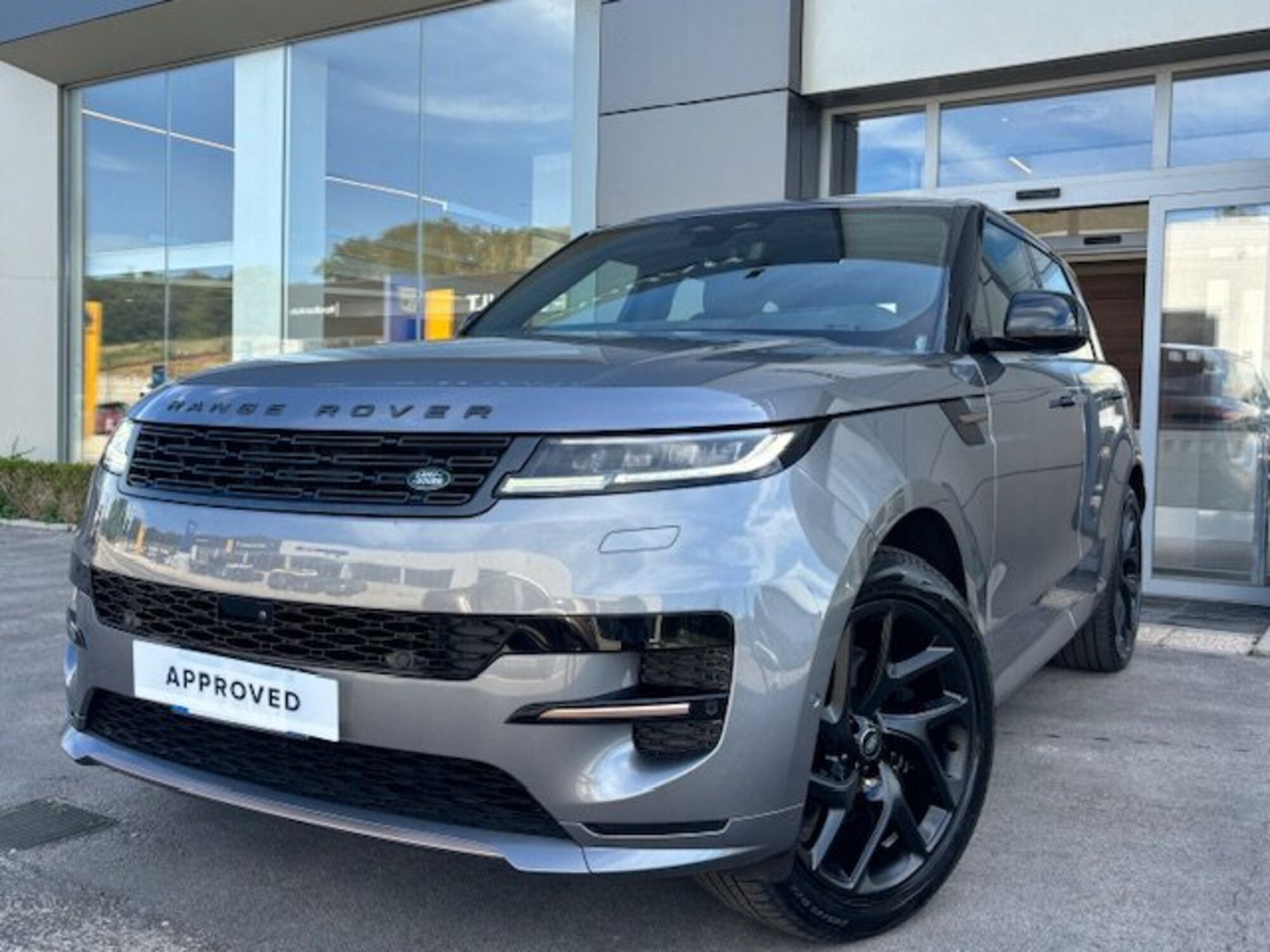 Land Rover Range Rover Sport 3.0D l6 300 CV HSE Dynamic del 2023 usata a Pesaro