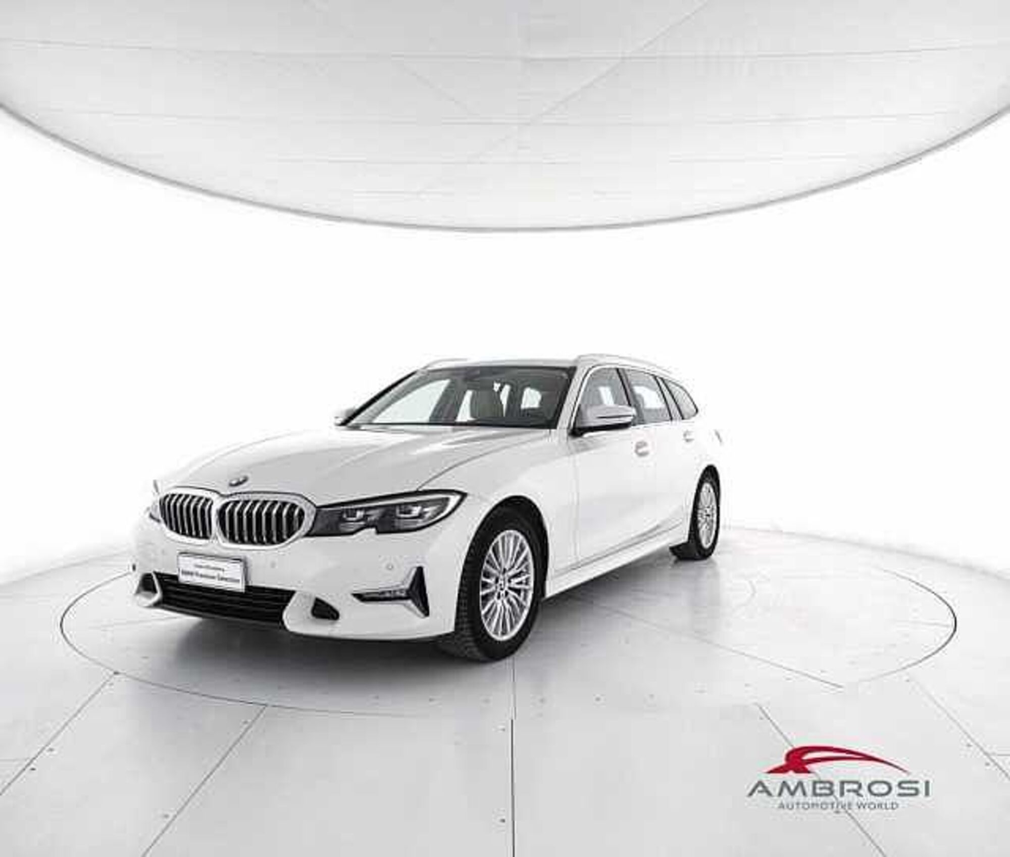 BMW Serie 3 Touring 320d  Luxury  del 2020 usata a Viterbo