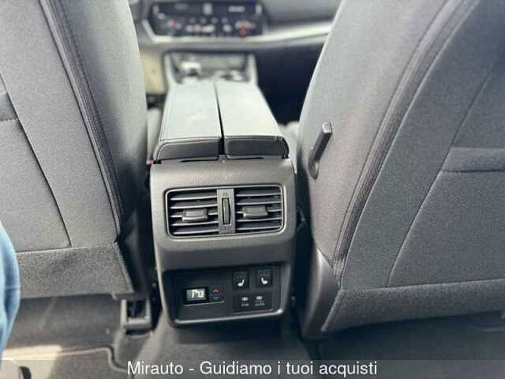 Nissan X-Trail usata a Roma (14)