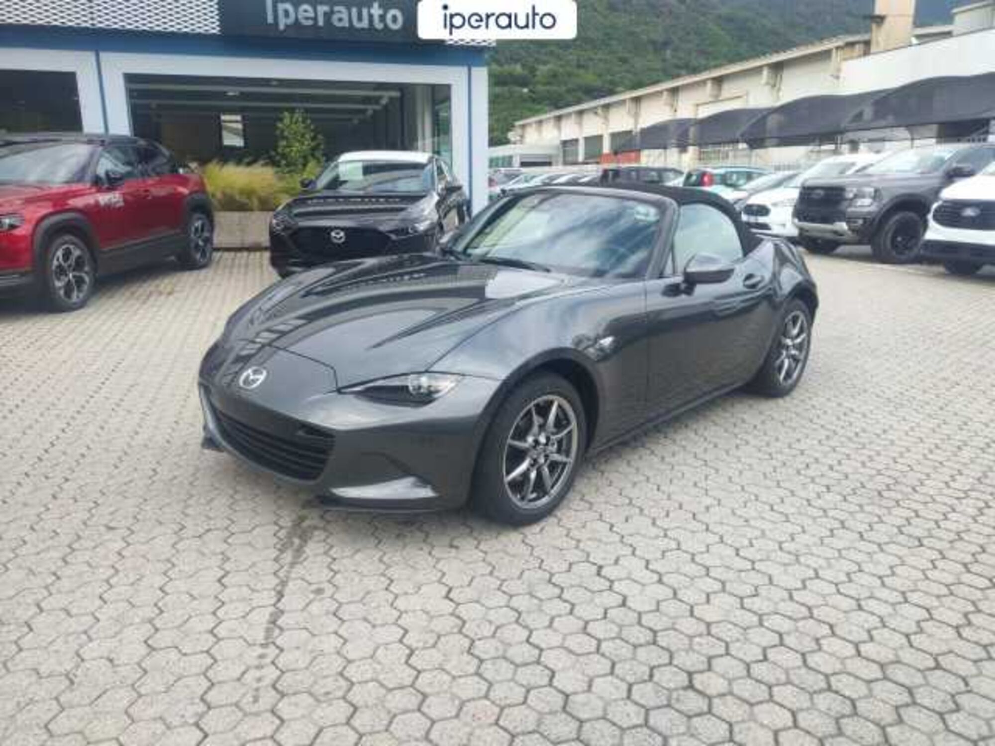 Mazda MX-5 1.5 Exclusive-Line Driver Assistance nuova a Bergamo