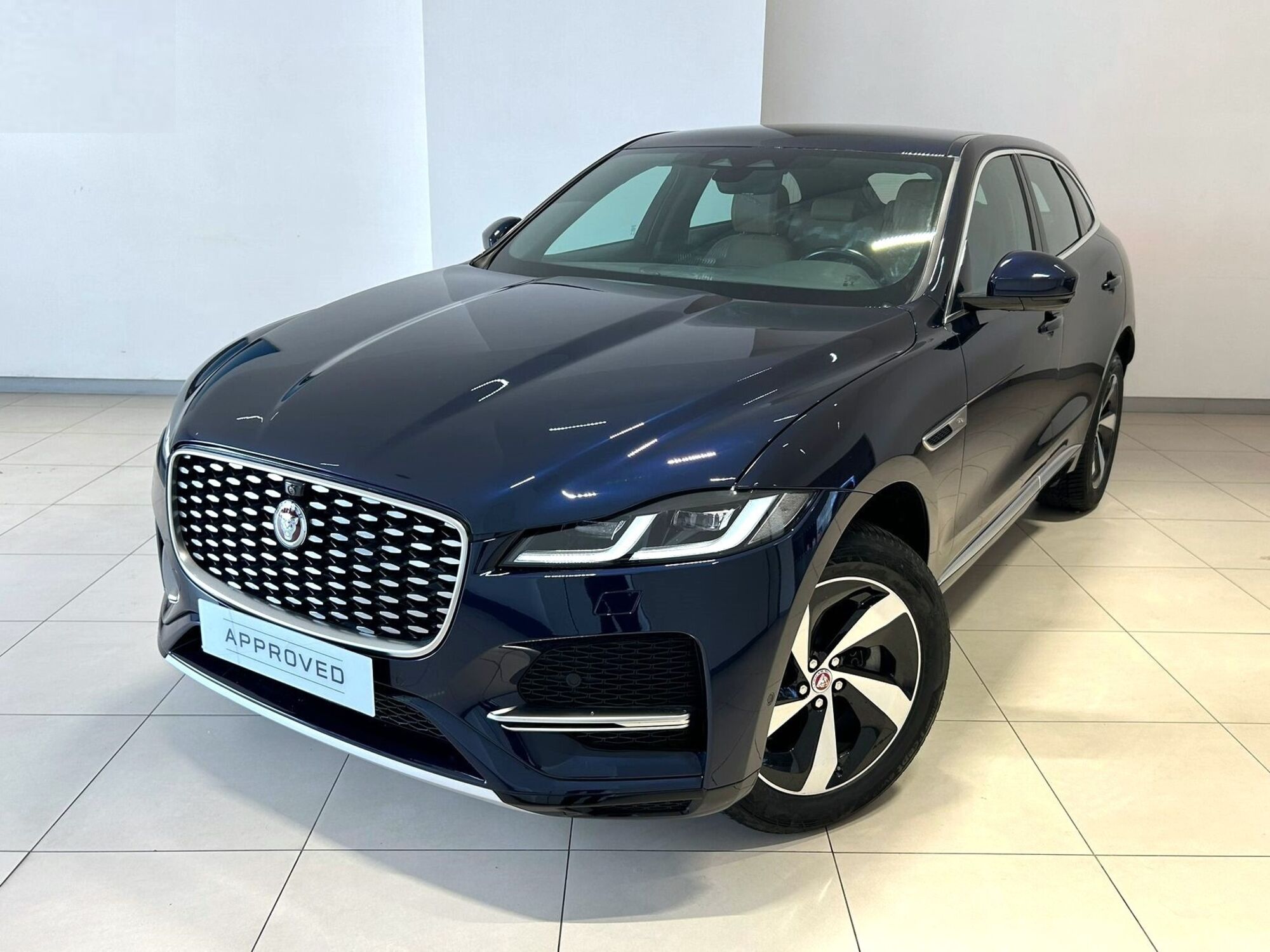 Jaguar F-Pace 2.0 D 163 CV AWD aut. S  del 2021 usata a Napoli