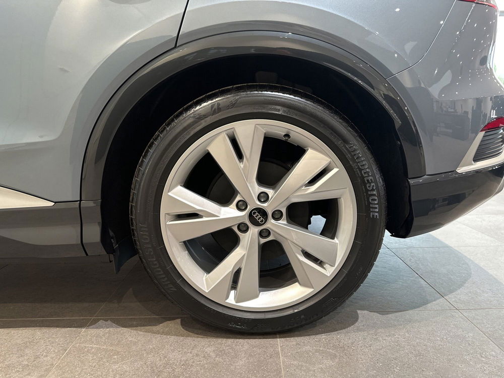 Audi Q4 Sportback usata a Prato (9)