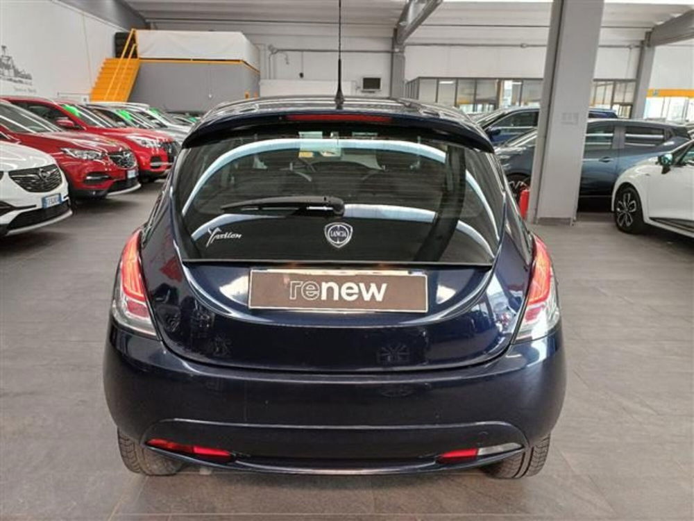 Lancia Ypsilon usata a Cremona (4)