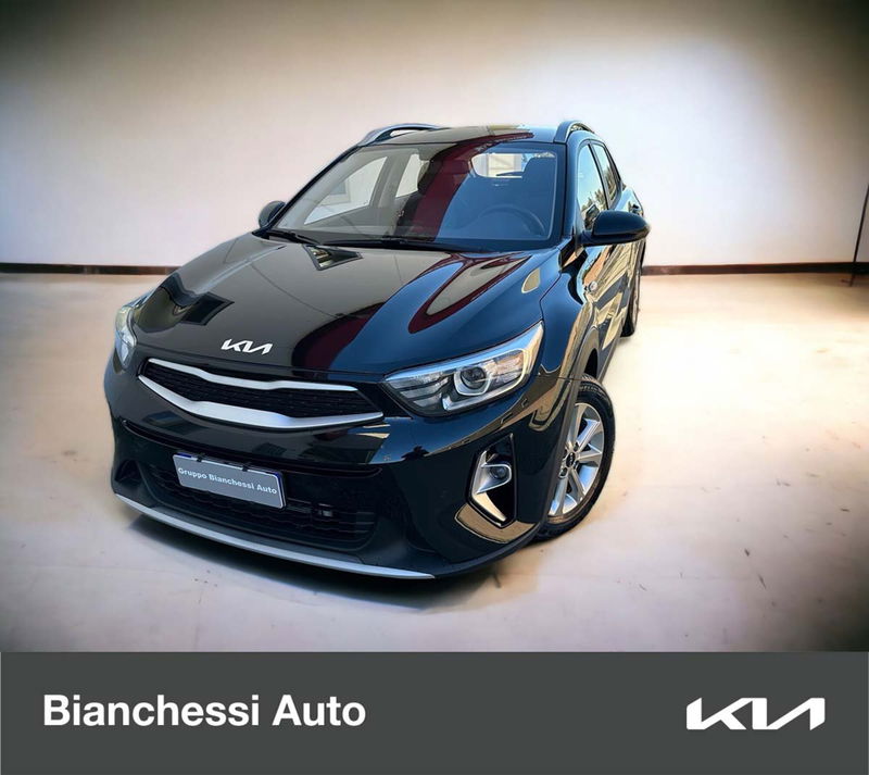 Kia Stonic 1.0 t-gdi mhev Urban 100cv mt del 2023 usata a Madignano