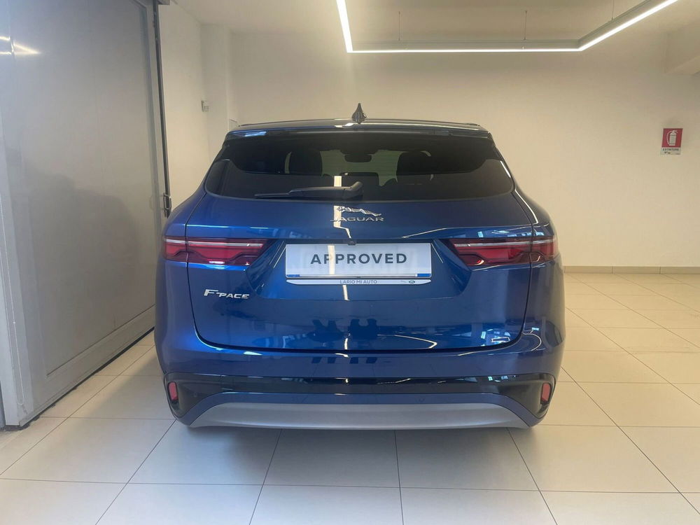 Jaguar F-Pace usata a Milano (7)