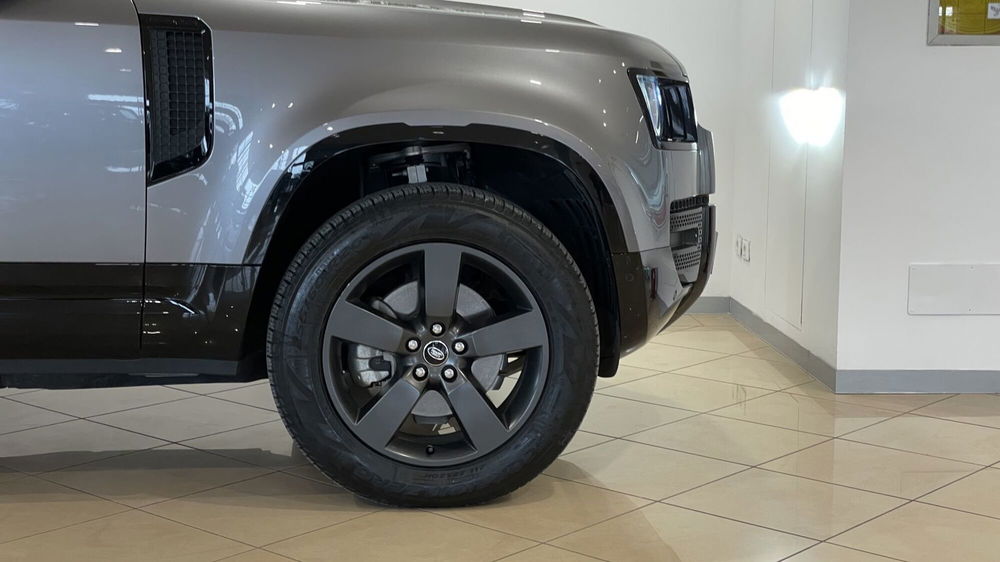 Land Rover Defender usata a Arezzo (9)