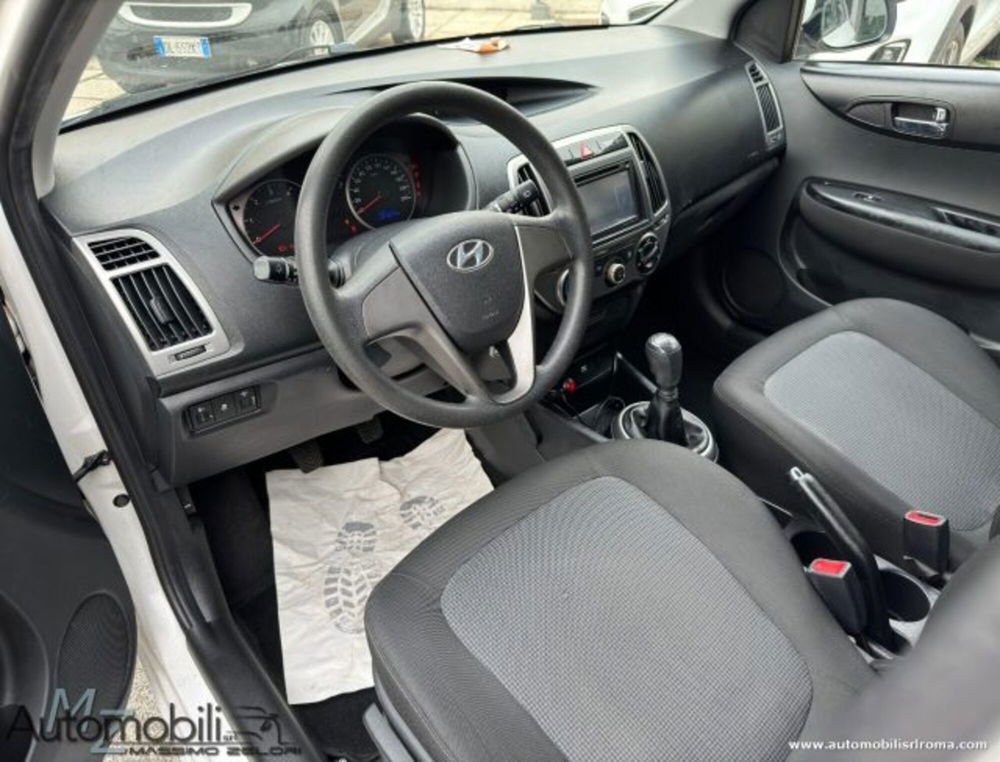 Hyundai i20 usata a Roma (9)