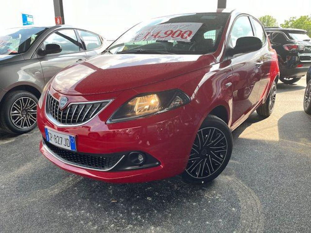 Lancia Ypsilon nuova a Torino