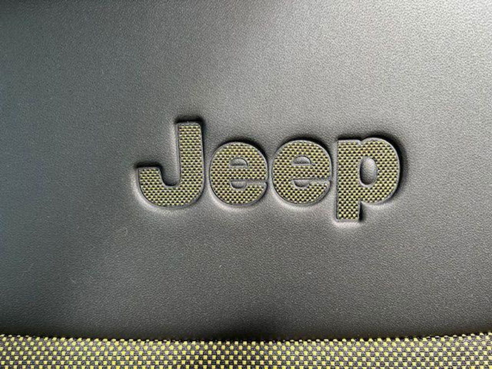 Jeep Avenger nuova a Torino (13)