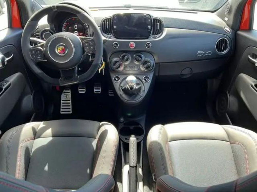 Abarth 695 nuova a Torino (10)