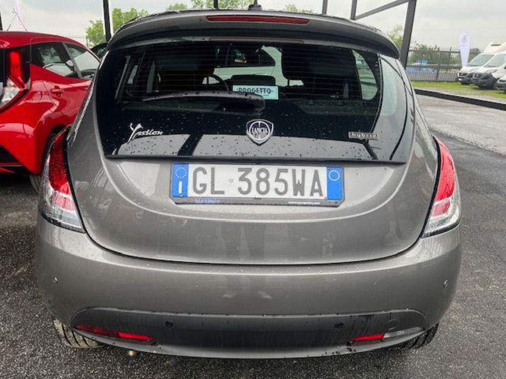 Lancia Ypsilon usata a Torino (12)