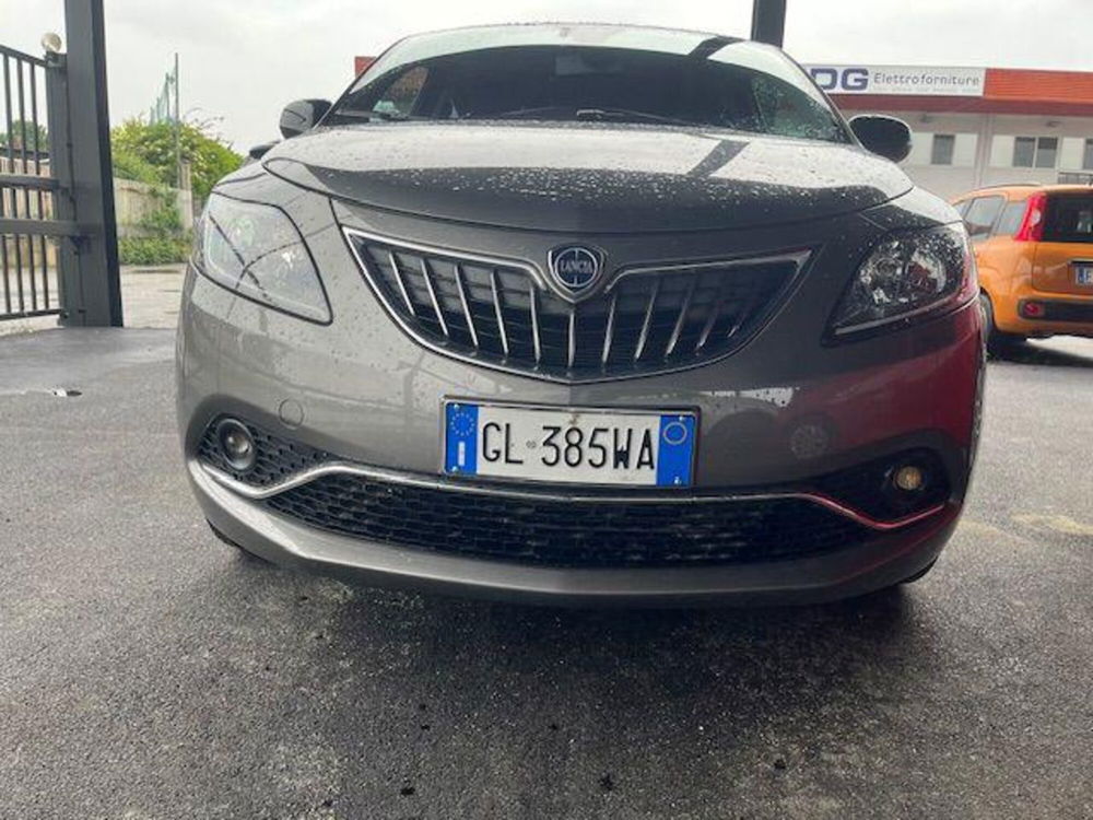 Lancia Ypsilon usata a Torino (2)