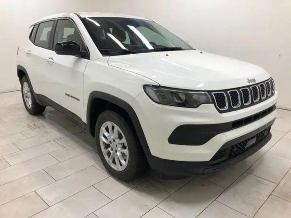 Jeep Compass nuova a Torino (3)