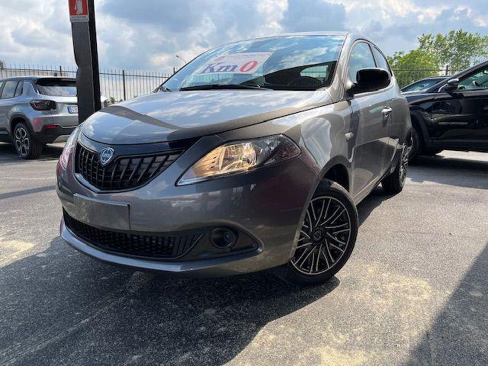 Lancia Ypsilon nuova a Torino