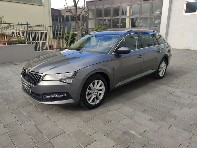 Skoda Superb Station Wagon 2.0 TDI EVO 150 CV SCR DSG Wagon Executive del 2023 usata a Arezzo