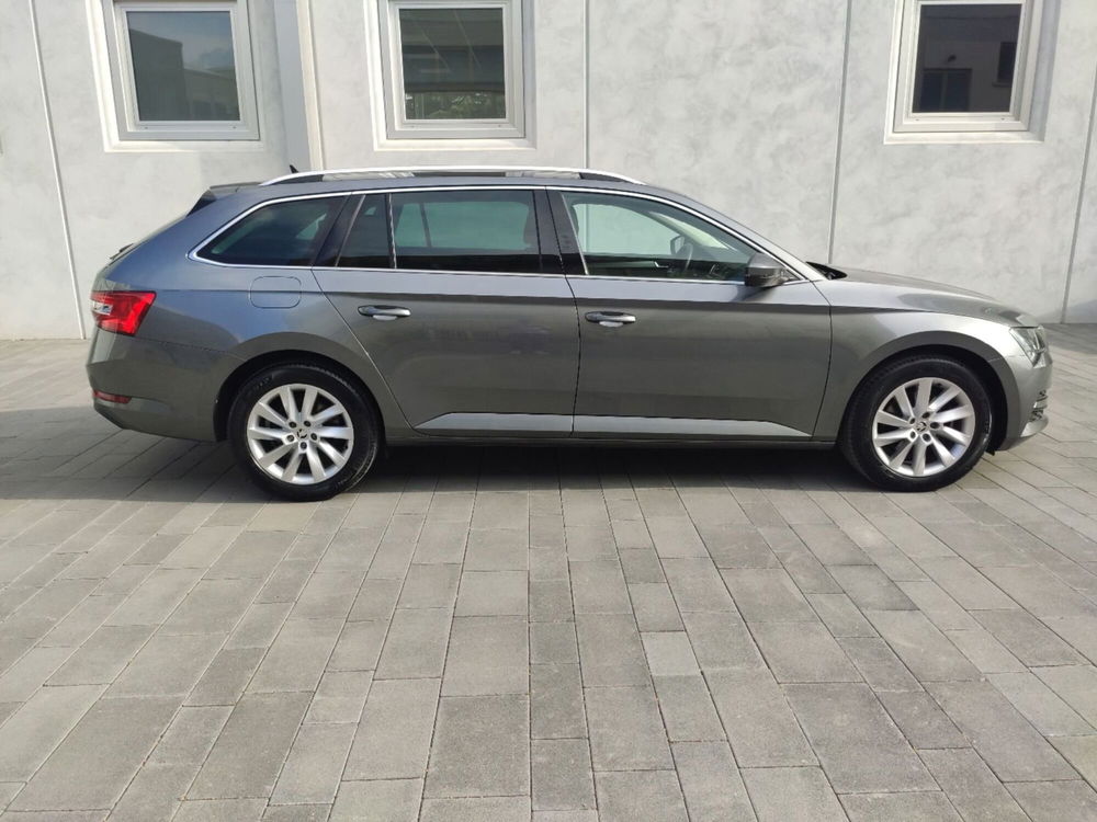 Skoda Superb Station Wagon usata a Arezzo (7)