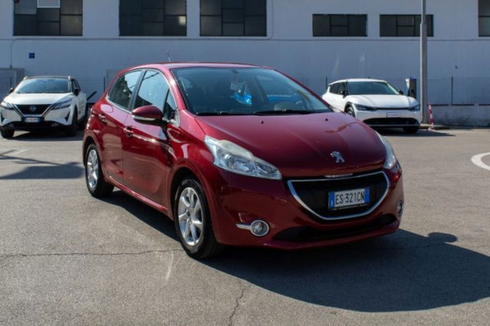 Peugeot 208 usata a Latina