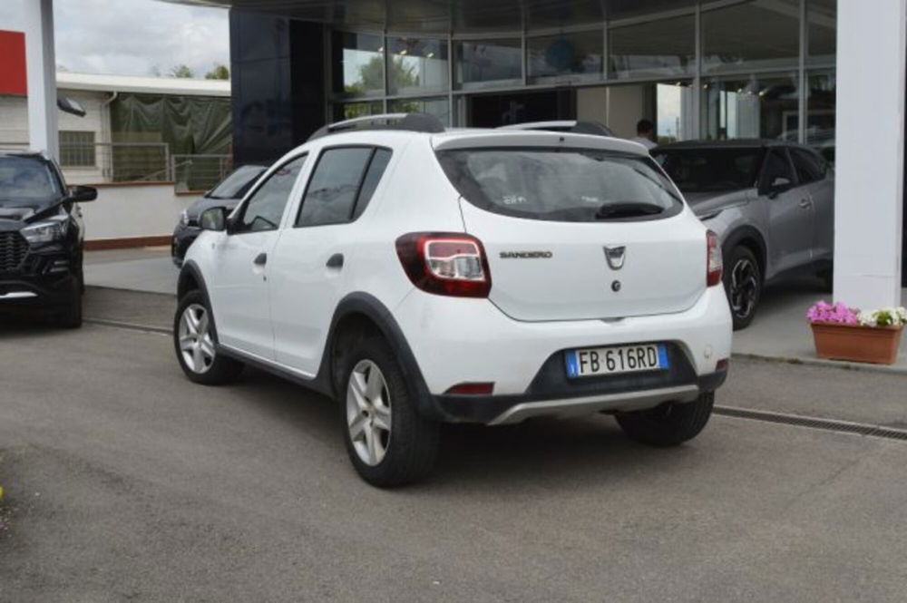 Dacia Sandero usata a Latina (5)