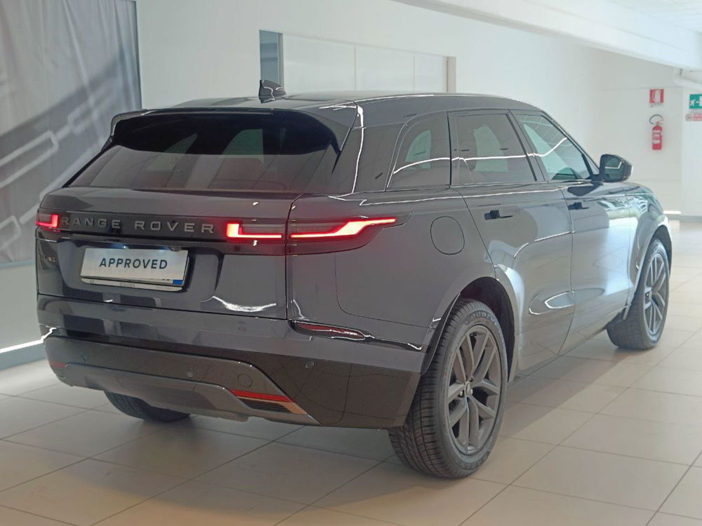 Land Rover Range Rover Velar usata a Savona (2)