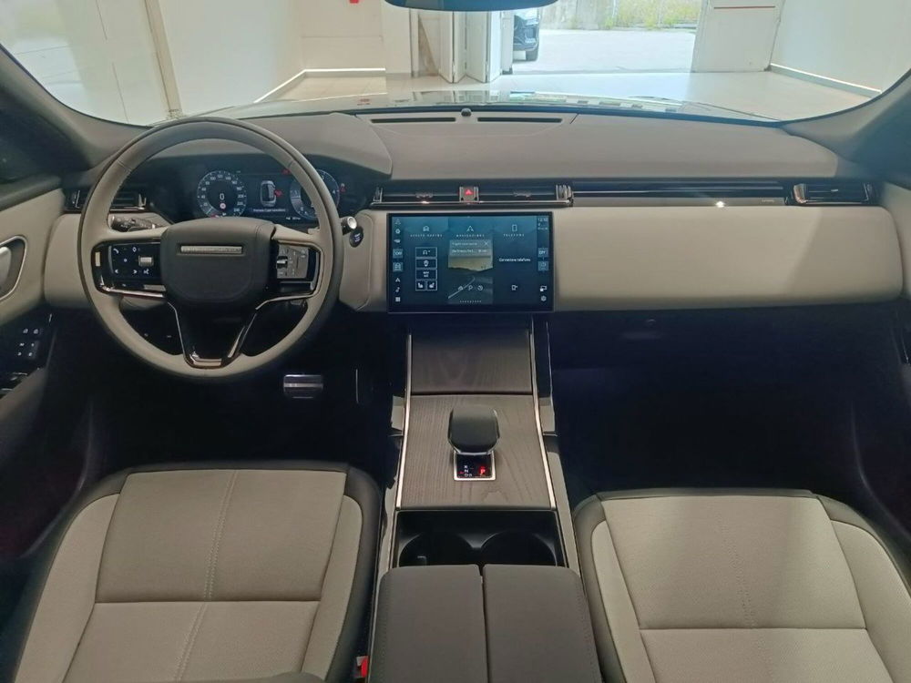 Land Rover Range Rover Velar usata a Savona (4)