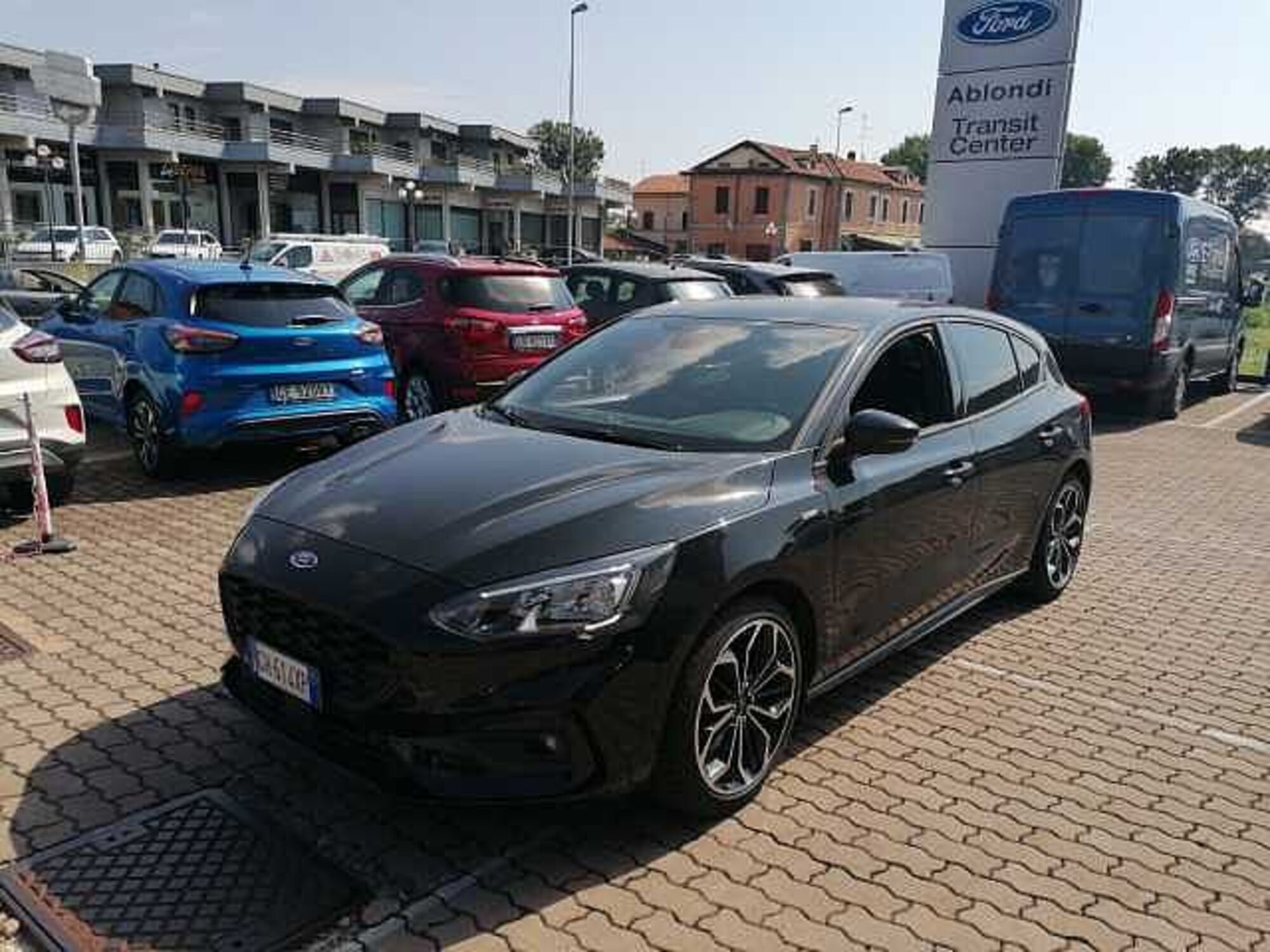 Ford Focus 1.0 EcoBoost Hybrid 155 CV 5p. ST-Line X  del 2022 usata a Bareggio