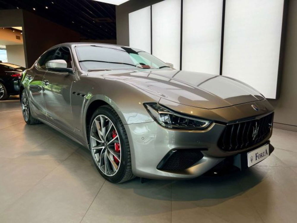 Maserati Ghibli usata a Torino (3)