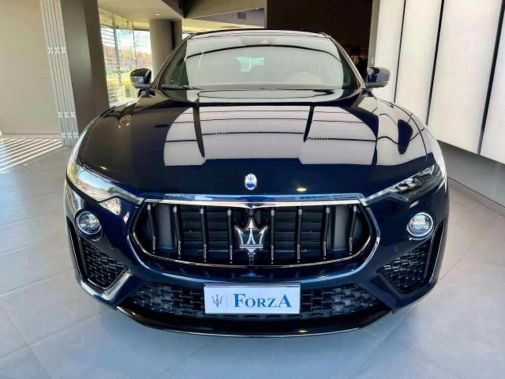 Maserati Levante usata a Torino (2)