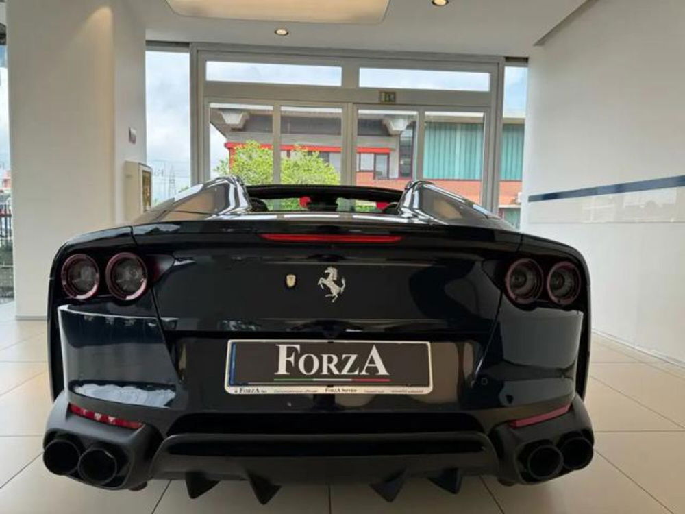 Ferrari 812 Spider nuova a Torino (4)