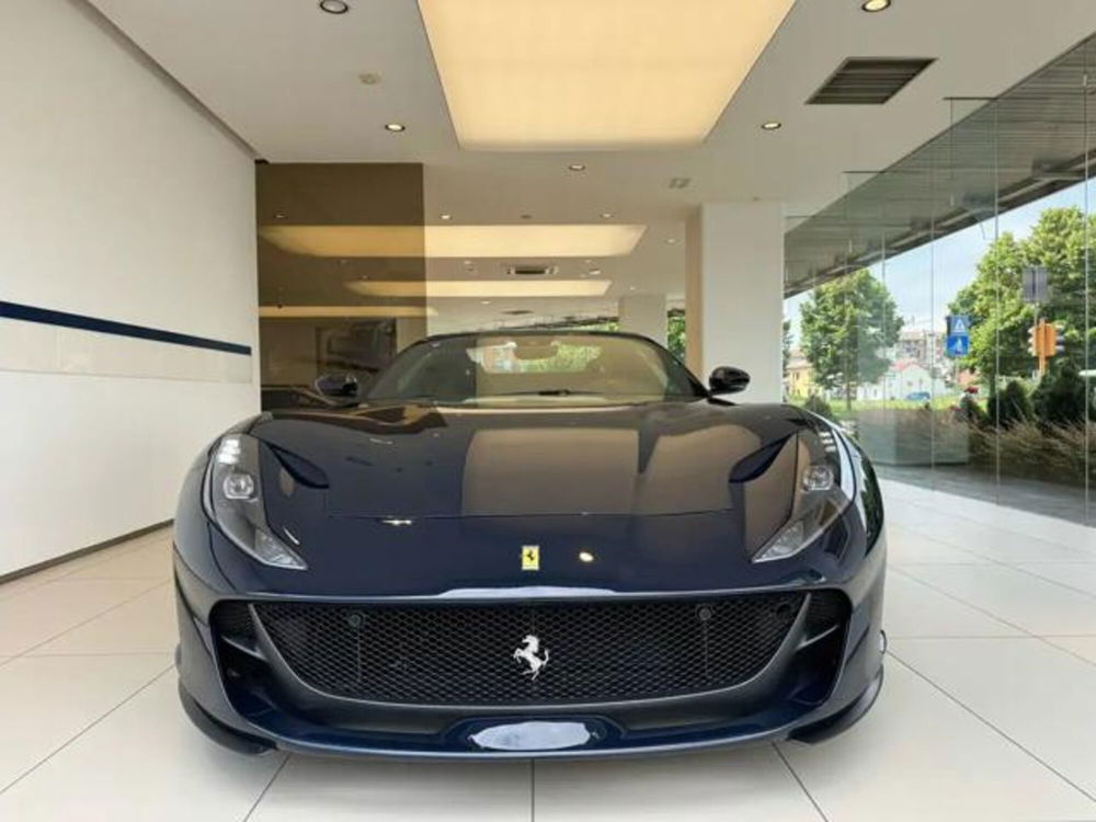 Ferrari 812 Spider nuova a Torino (7)