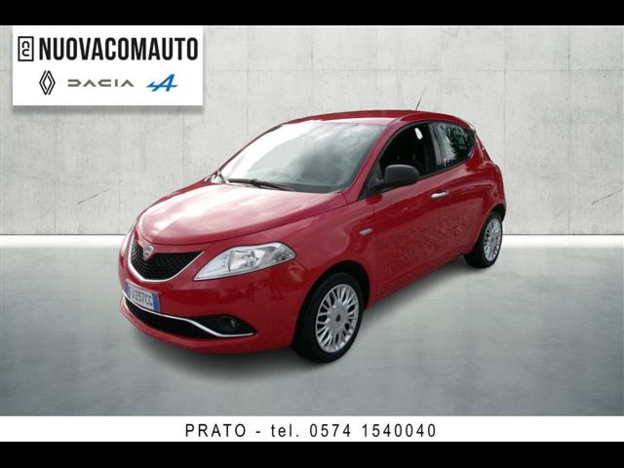 Lancia Ypsilon 1.2 69 CV 5 porte Silver  del 2017 usata a Sesto Fiorentino