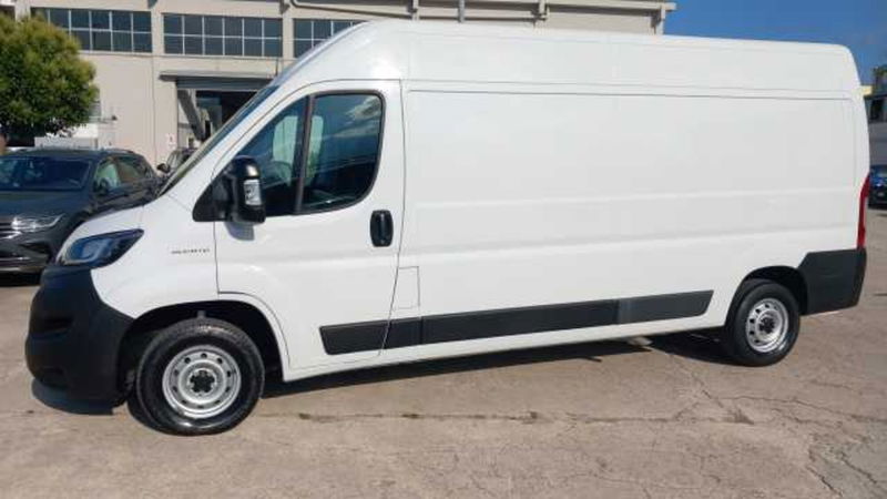 Fiat Ducato Furgone 33 2.3 MJT 140CV PC-TN Combi del 2021 usata a Barletta