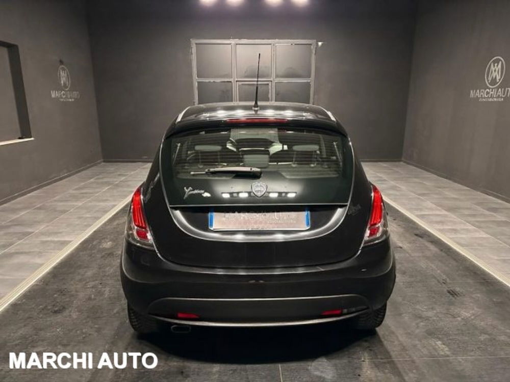 Lancia Ypsilon usata a Perugia (6)