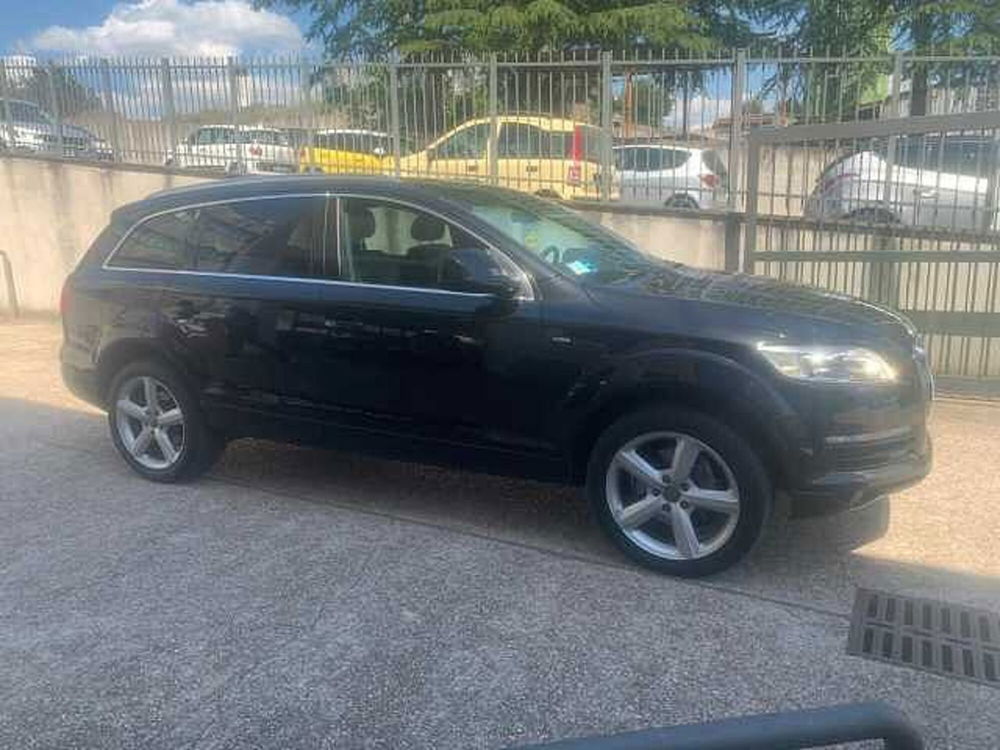 Audi Q7 usata a Roma (14)