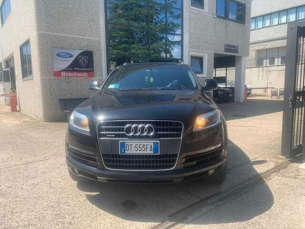 Audi Q7 usata a Roma (2)