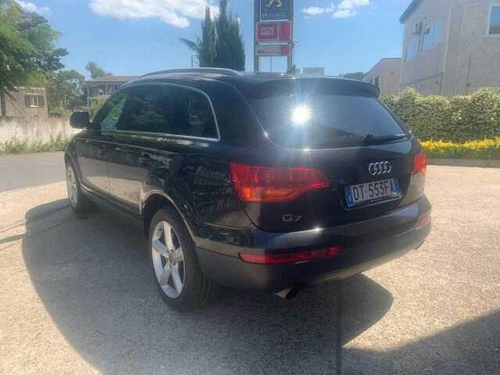 Audi Q7 usata a Roma (6)