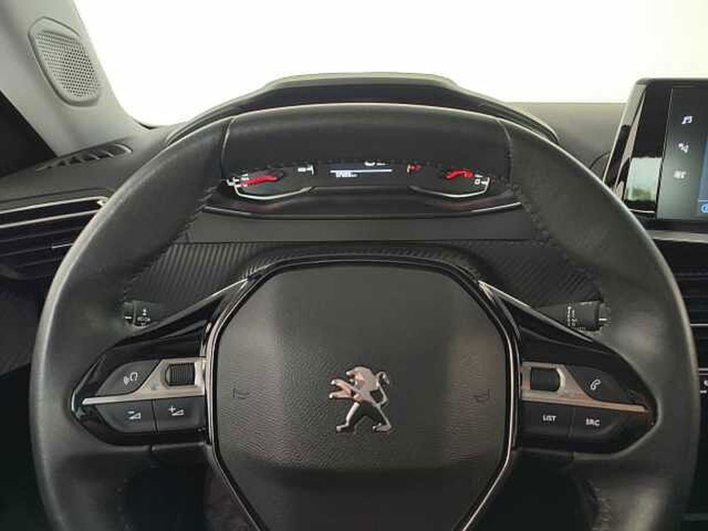 Peugeot 2008 usata a Palermo (11)