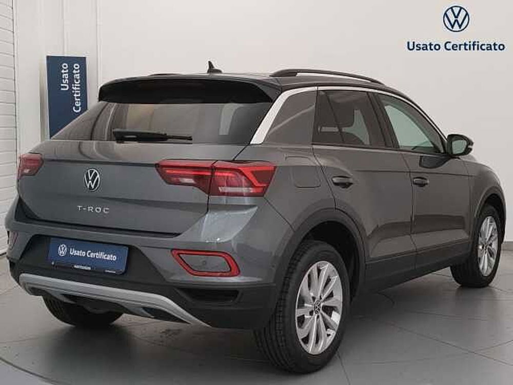 Volkswagen T-Roc nuova a Varese (5)