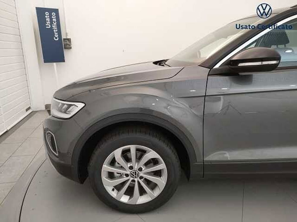 Volkswagen T-Roc nuova a Varese (7)