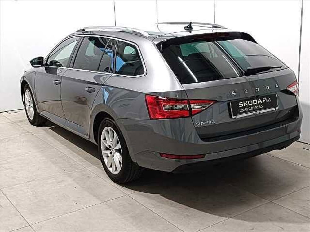 Skoda Superb usata a Lecco (3)